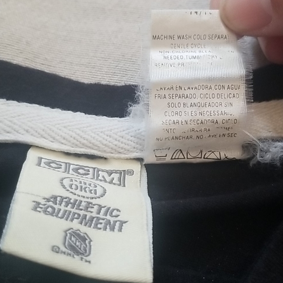 NHL Anaheim Ducks Long Sleeved Jersey Tee by CCM - Picture 8 of 13